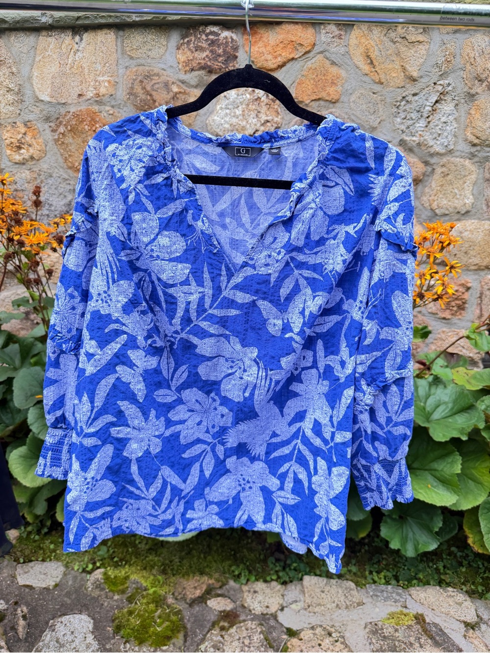 G by Giuliana Blue and White Floral V-Neck Tunic